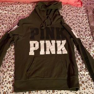 Green VS pink hoodie